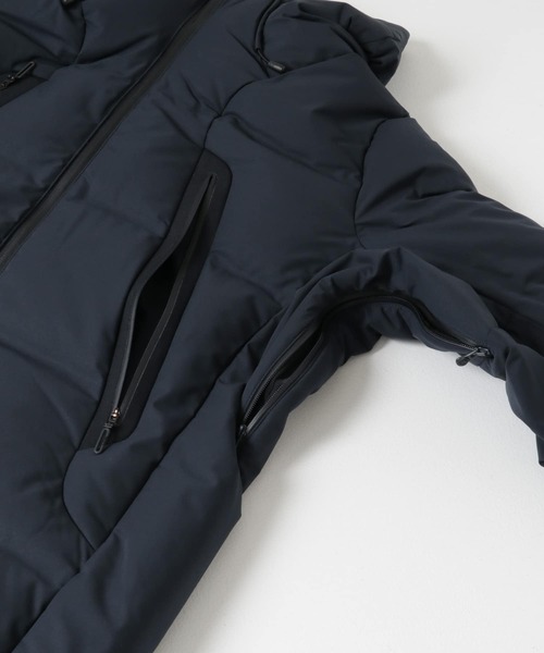 DESCENTE ALLTERRAIN（デサント　オルテライン）の「DESCENTE ALLTERRAIN　MOUNTAINEER（ダウンジャケット/コート・メンズ・ネイビー/ブラック・LARGE/MEDIUM）」の10枚目の写真