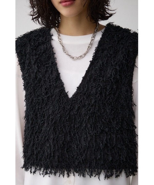 AZUL by moussy(アズールバイマウジー)の「フェザーVネックベスト(ベスト・レディース・グレー/アイボリー/ブラック・FREE)」の20枚目の写真