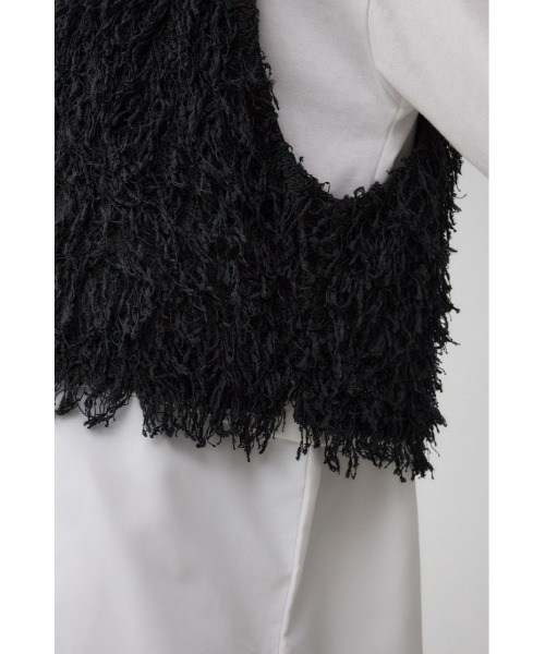 AZUL by moussy(アズールバイマウジー)の「フェザーVネックベスト(ベスト・レディース・グレー/アイボリー/ブラック・FREE)」の22枚目の写真