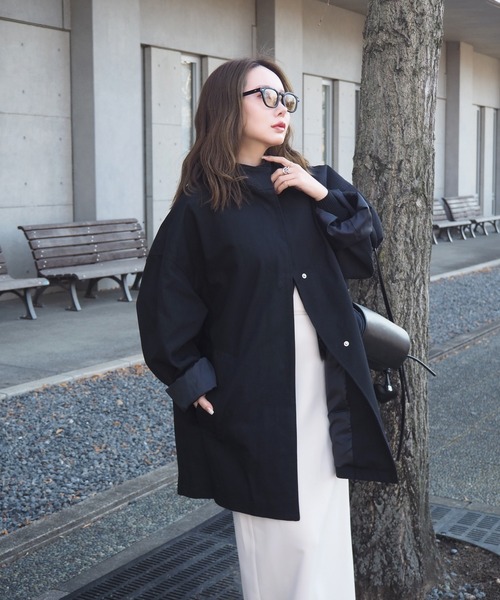LAULEN（ローレン）の「stand neck drop shoulder jacket /スタンドネック ドロップショルダー オーバーサイズ ライトアウター（ステンカラーコート・レディース・ブラウン/アイボリー/ブラック・FREE）」の2枚目の写真