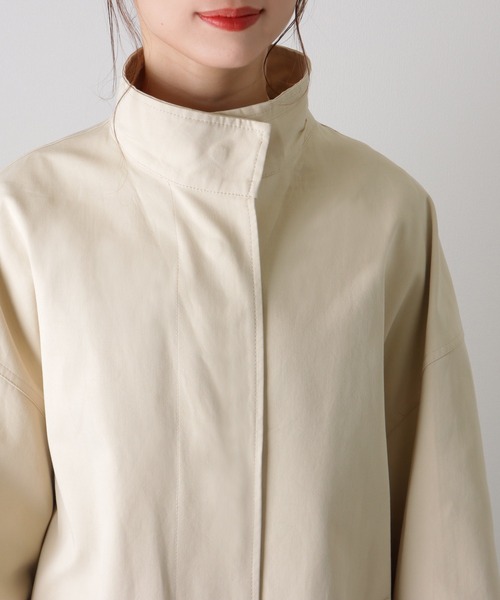 LAULEN（ローレン）の「stand neck drop shoulder jacket /スタンドネック ドロップショルダー オーバーサイズ ライトアウター（ステンカラーコート・レディース・ブラウン/アイボリー/ブラック・FREE）」の12枚目の写真