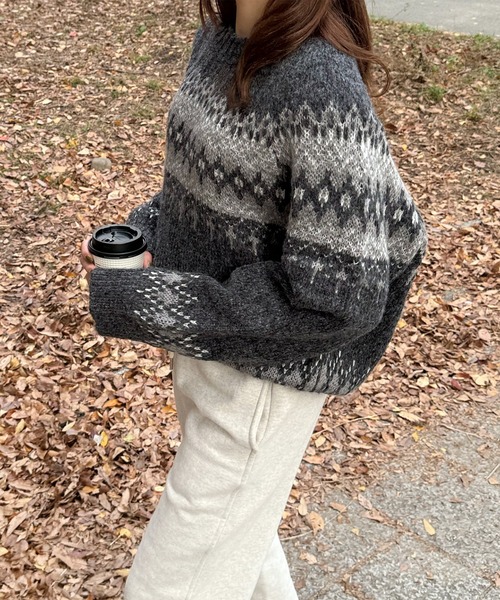 LE MORE（リモア）の「ノルディックニットプルオーバー（ニット/セーター・レディース・グレー/アイボリー・FREE）」の3枚目の写真
