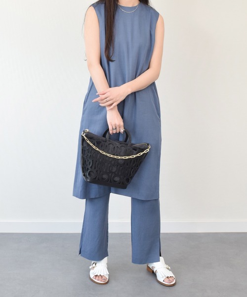 ANITA BILARDI(アニタビラルディ)の「【ANITA BILARDI】カットワークレザーバスケットバッグ(Q56323)(トートバッグ・レディース・ブラック・ALL)」の8枚目の写真