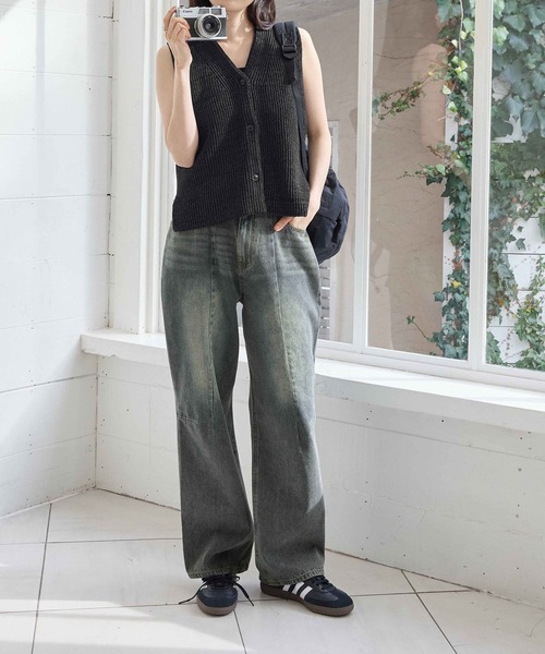 CHAN ME(チャンミ)の「ワイドコクーンデニムパンツ(デニムパンツ・レディース・インディゴブルー/ブルー系その他/ライトブルー・MEDIUM/LARGE/X-LARGE)」の12枚目の写真