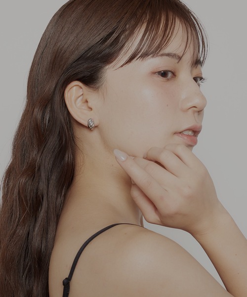 AKEL（アケル）の「【AKEL】アケル/ オニオンピアス/金属アレルギー対応（サージカルステンレス）（ピアス（両耳用）・レディース・シルバー/ゴールド・FREE）」の5枚目の写真