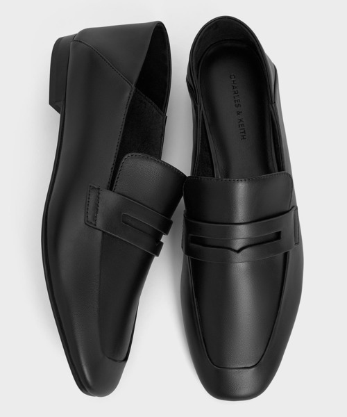 CHARLES & KEITH(チャールズ & キース)の「アーモンドトゥ ペニーローファー(ローファー・レディース・ブラック/ブラウン/ホワイト・23cm/22.5cm/24.5cm/23.5cm/25.5cm/25cm)」の7枚目の写真