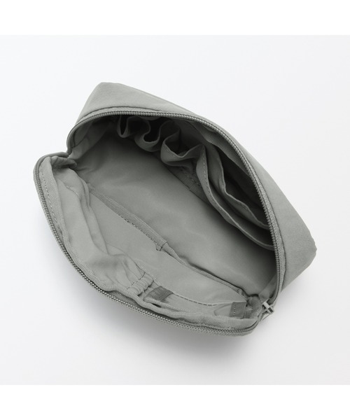 無印良品(ムジルシリョウヒン)の「リンクルナイロン 大きく開くポーチ L 約18×11.5×7cm(ポーチ・レディース・ダークグレー/ピンク/グレー・FREE)」の6枚目の写真