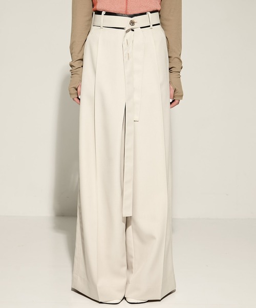 STUDIOUS レザーベルト付きフレアトラウザーズ Sサイズ STUDIOUS/ステュディオス】Leather Belted Flare Trousers