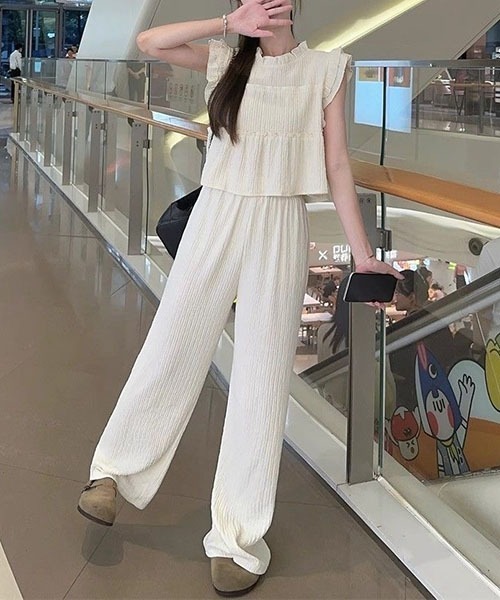 gossip!ロサンゼルス(ゴシップロサンゼルス)の「Y2K 楊柳風 フリルトップス パンツ 2点セット(その他トップス・レディース・ピンク/ブラック/オフホワイト・S/M)」の19枚目の写真
