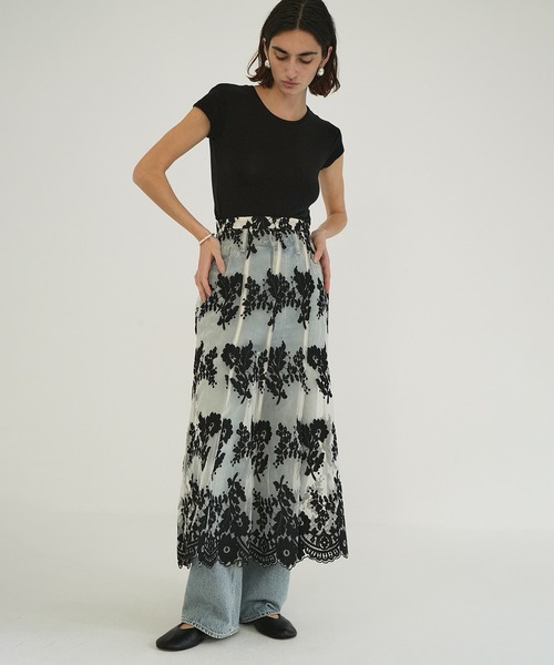 CLANE(クラネ)の「SHEER FLOWER LACE SKIRT(スカート・レディース・その他/アイボリー・1/0/2)」の10枚目の写真