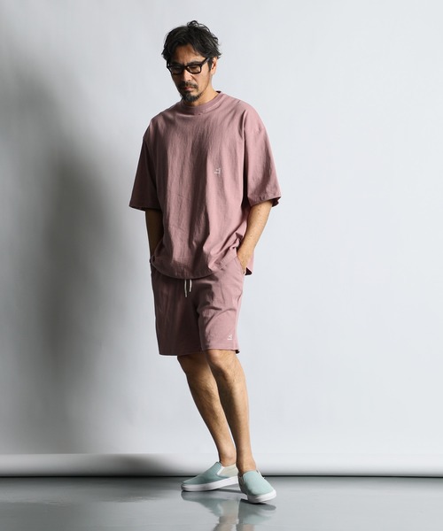 The DUFFER of ST.GEORGE（ザダファーオブセントジョージ）の「8oz HEAVY WEIGHT OVER SIZE TEE：8オンス ヘビーウェイト オーバーサイズ ビッグシルエット Tシャツ（Tシャツ/カットソー・メンズ・スミクロ/オフホワイト/グレー/コーラル/グレイッシュベージュ・XX-LARGE/X-LARGE/LARGE/MEDIUM/SMALL）」の15枚目の写真