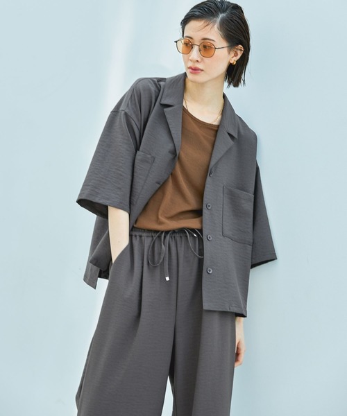 LAKOLE(ラコレ)の「【セットアップ対応/多機能ウェア】サップVTG開襟シャツ / 452732(シャツ/ブラウス・レディース・スミクロ/チャコールグレー/ライトベージュ・FREE)」の12枚目の写真