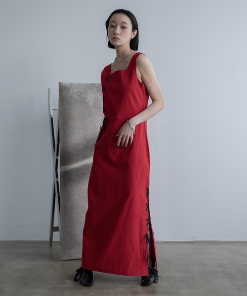 VACANCY（ヴァカンシー）の「レースアップ2wayチャイナワンピース（ワンピース・レディース・ブラック/レッド・LARGE/MEDIUM）」の8枚目の写真