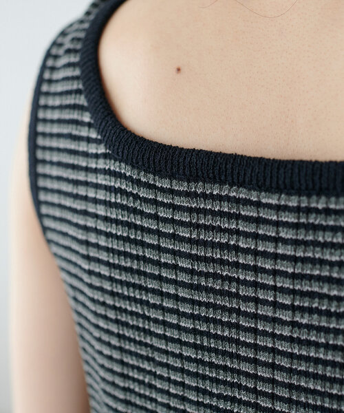 DISCOAT（ディスコート）の「【WEB限定】マルチボーダーニットタンク《前後2WAY》（タンクトップ・レディース・ベージュ/グリーン/ブラック・MEDIUM）」の16枚目の写真