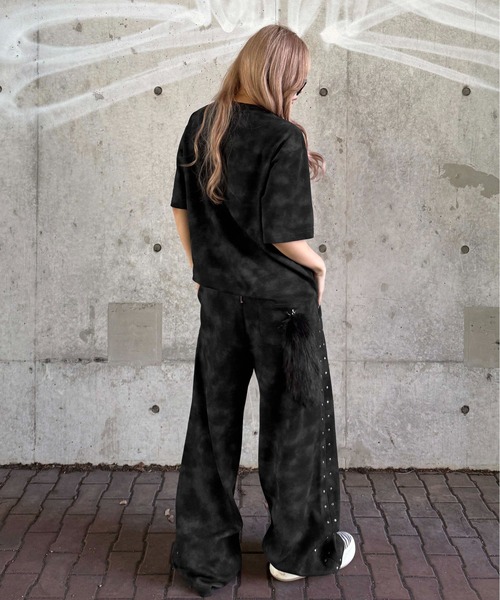 ダート加工スタッズスウェットパンツ