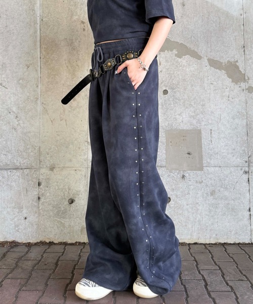 sedacle（セダクル）の「ダート加工スタッズスウェットパンツ（スウェットパンツ・レディース・ブラック/ピンク/ネイビー/ベージュ・SMALL/LARGE/MEDIUM）」の22枚目の写真