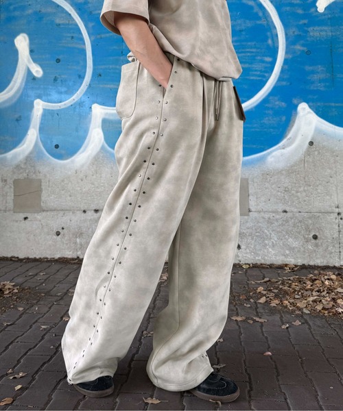 sedacle（セダクル）の「ダート加工スタッズスウェットパンツ（スウェットパンツ・レディース・ブラック/ピンク/ネイビー/ベージュ・SMALL/LARGE/MEDIUM）」の13枚目の写真