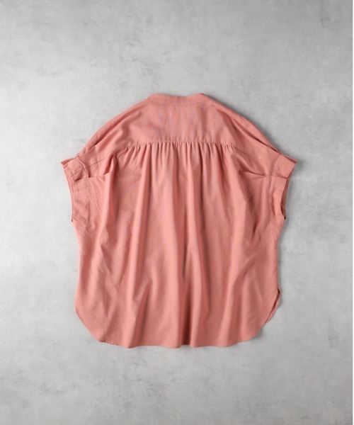 Right-on（ライトオン）の「【HONEYSUCKLE ROSE】リネン混スキッパーブラウス（シャツ/ブラウス・レディース・グリーン/オレンジ/ブラック・M/L）」の17枚目の写真