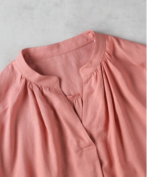 Right-on（ライトオン）の「【HONEYSUCKLE ROSE】リネン混スキッパーブラウス（シャツ/ブラウス・レディース・グリーン/オレンジ/ブラック・M/L）」の18枚目の写真