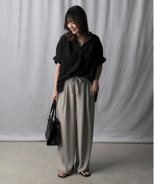 Right-on（ライトオン）の「【HONEYSUCKLE ROSE】リネン混スキッパーブラウス（シャツ/ブラウス・レディース・グリーン/オレンジ/ブラック・M/L）」の8枚目の写真