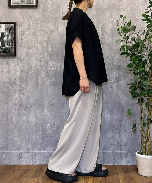 Right-on（ライトオン）の「【HONEYSUCKLE ROSE】リネン混スキッパーブラウス（シャツ/ブラウス・レディース・グリーン/オレンジ/ブラック・M/L）」の10枚目の写真