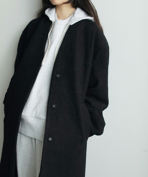 anuke（アンヌーク）の「anuke Collarless Cocoon Coat カラーレス