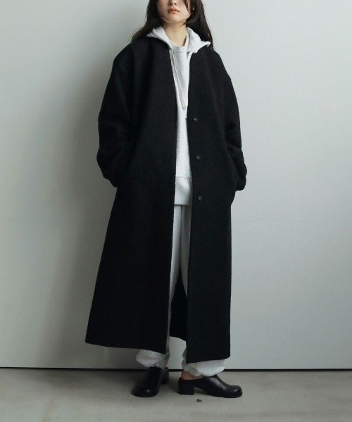 anuke（アンヌーク）の「anuke Collarless Cocoon Coat カラーレス