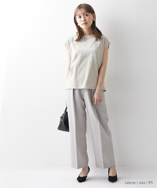 Petitjo（プッチージョ）の「小さいサイズ　【接触冷感・UVカット】フロントロゴフレンチスリーブTシャツ　低身長さん・小柄女性（Tシャツ/カットソー・レディース・ベージュ/ホワイト・PS/PM/PL/PSS）」の7枚目の写真