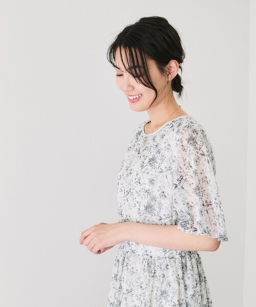 Jayro(ジャイロ)の「楊柳花柄プリントワンピース(ワンピース・レディース・ブラック系その他/ホワイト系その他2・M)」の10枚目の写真