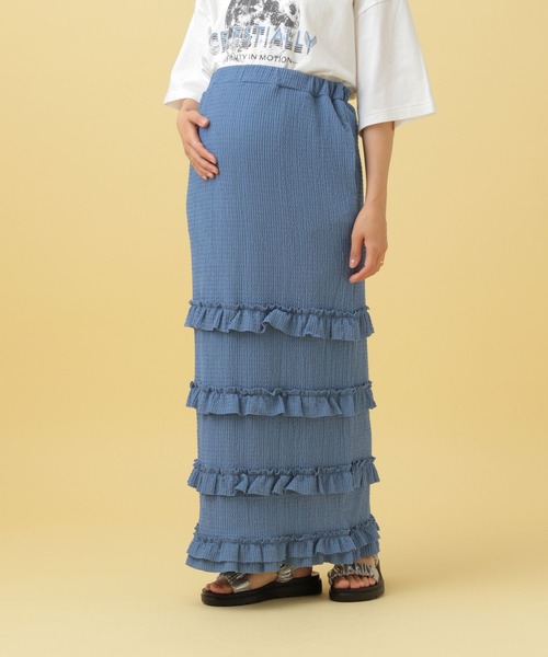 LEPSIM(レプシィム)の「【産前・産後対応】マタニティ/フリルティアードスカート2 498026(マタニティウェア/グッズ・レディース・ブラック/アイボリー/ブルー・FREE)」の5枚目の写真