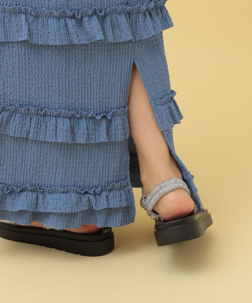 LEPSIM(レプシィム)の「【産前・産後対応】マタニティ/フリルティアードスカート2 498026(マタニティウェア/グッズ・レディース・ブラック/アイボリー/ブルー・FREE)」の22枚目の写真