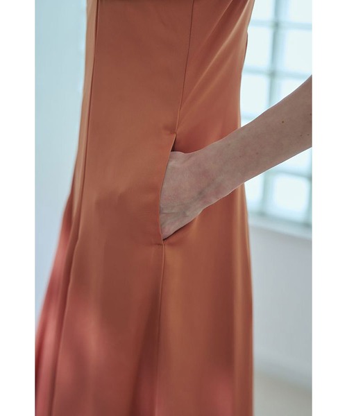 Estella.K(エステラケー)の「Gloria Dress ドレープナローラインドレス(ワンピース・レディース・オレンジ/ライトベージュ/ブラック・FREE)」の9枚目の写真