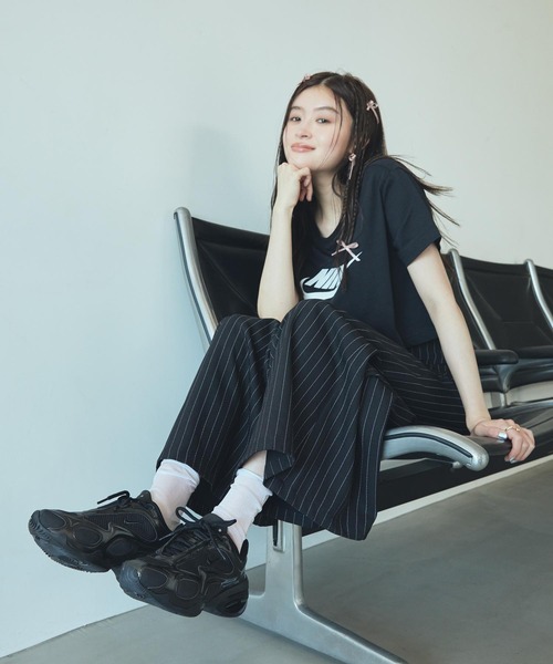 ナイキ エア マックス ミューズ ウィメンズシューズ Black 新しいウィメンズスニーカーにスタイルとイノベーションを融合