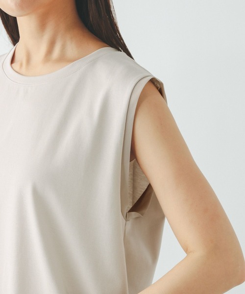 GLOBAL WORK（グローバルワーク）の「汗染み軽減シフォンノースリーブ/497054（Tシャツ/カットソー・レディース・ブラック/ネイビー/ダークブラウン/グレイッシュベージュ・MEDIUM/LARGE）」の7枚目の写真