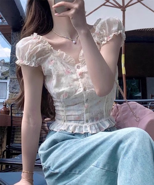 Mayree（メイリー）の「【Mayree】刺繍 小花柄 パフスリーブ トップス（Tシャツ/カットソー・レディース・ホワイト・SMALL/MEDIUM/LARGE）」の4枚目の写真