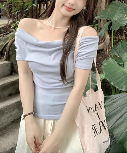 MAISON DE THERESE(メゾン ド テレーズ)の「両用オフショルダーTシャツ(Tシャツ/カットソー・レディース・ブルー/ブラック/アイボリー・S/M/L)」の4枚目の写真