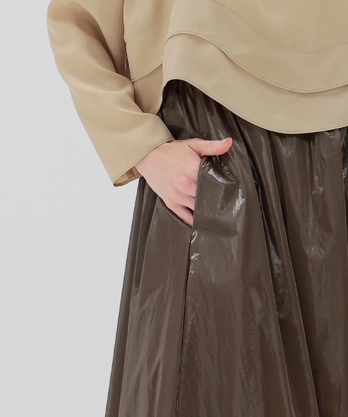 DRESSLAVE(ドレスレイブ)の「bright coating gather skirt(ブライトコーティングギャザースカート)(スカート・レディース・ブラウン/シルバー・38)」の6枚目の写真