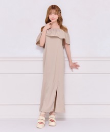 René 2023販売 ビジュー付ワンピース Rene ビジュー付きワンピース（美品 定価5.8万 ルネ Rene パール