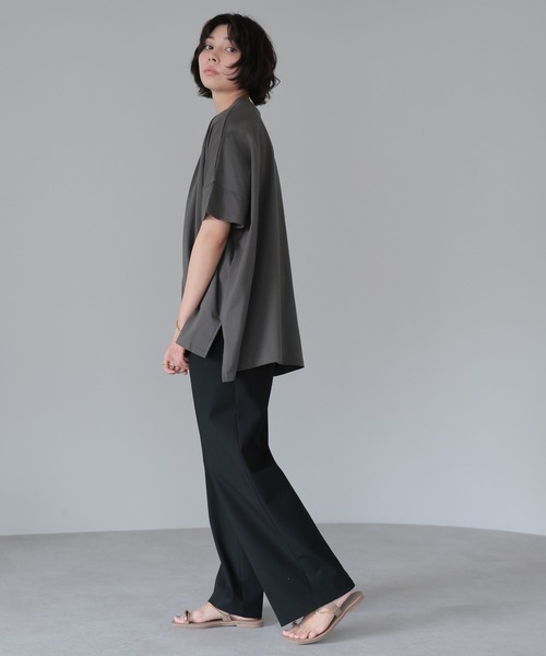 SOTT（ソット）の「PATHWAY Photo BIGT-shirt/PATHWAYフォトBIGTシャツ（Tシャツ/カットソー・レディース・チャコールグレー/オフホワイト/ブラック・FREE）」の7枚目の写真