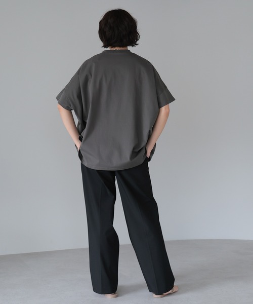 SOTT（ソット）の「PATHWAY Photo BIGT-shirt/PATHWAYフォトBIGTシャツ（Tシャツ/カットソー・レディース・チャコールグレー/オフホワイト/ブラック・FREE）」の6枚目の写真