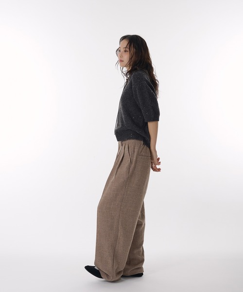 MUHET（ミュエータ）の「assort tuck slacks pants / アソートタックスラックスパンツ（スラックス・レディース・チャコールグレー/ブラウン・SMALL/LARGE/MEDIUM）」の15枚目の写真
