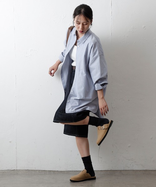 COLONY 2139(コロニートゥーワンスリーナイン)の「スエードライクスリッポンサボサンダル(サンダル・レディース・ブラック/ベージュ・LARGE/MEDIUM)」の19枚目の写真