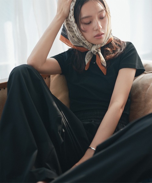 KOBE LETTUCE(コウベレタス)の「スカーフ×Tシャツ×タックパンツセット(その他パンツ・レディース・ベージュ/ブラック・M)」の5枚目の写真