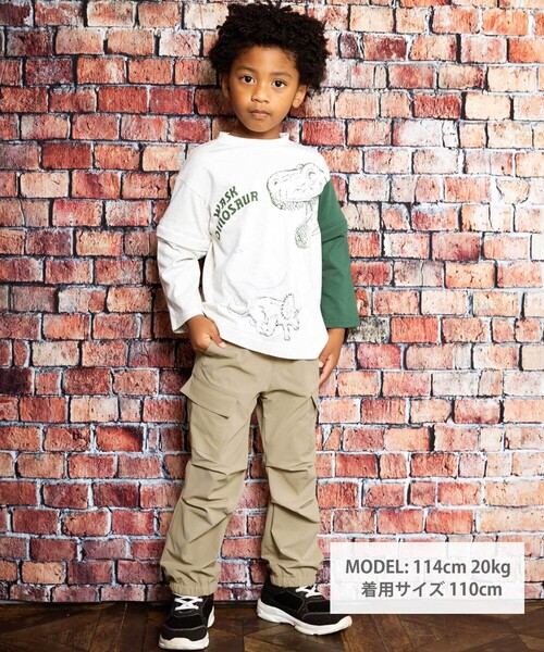 WASK（ワスク）の「タック裾ゴムカーゴパンツ(100~160cm)（カーゴパンツ・キッズ・ベージュ/ブラック・160cm/150cm/140cm/130cm）」の4枚目の写真