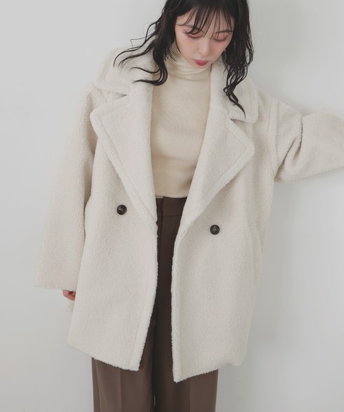 LIAN（リアン）の「テーラードボアミドルコート（ムートンコート・レディース・モカ/ブラック/チャコールグレー/アイボリー/ブラウン・FREE）」の2枚目の写真