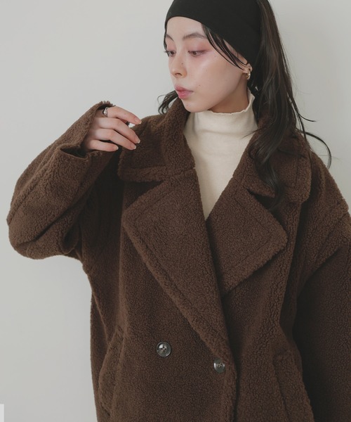 LIAN（リアン）の「テーラードボアミドルコート（ムートンコート・レディース・モカ/ブラック/チャコールグレー/アイボリー/ブラウン・FREE）」の16枚目の写真