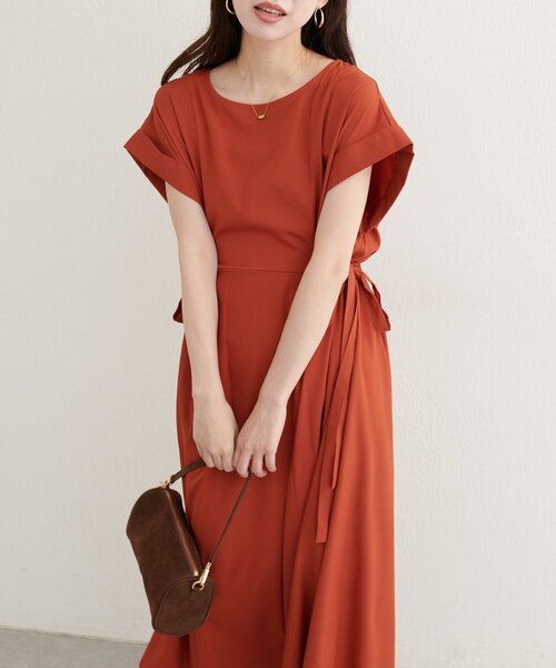 natural couture（ナチュラルクチュール）の「【WEB限定】サイドドロストワンピース（ワンピース・レディース・ブラック/オレンジ/ベージュ/ブルー・FREE）」の5枚目の写真
