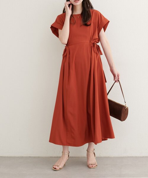natural couture（ナチュラルクチュール）の「【WEB限定】サイドドロストワンピース（ワンピース・レディース・ブラック/オレンジ/ベージュ/ブルー・FREE）」の6枚目の写真