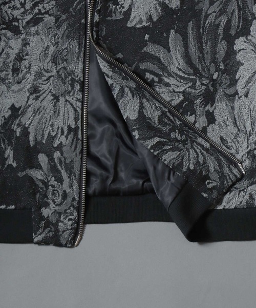 ANPAS(アンパス)の「Monotone Gobelin Weaving Flower Pattern MA-1/モノトーン ゴブラン織り フラワー 総柄 MA-1 ブルゾン メンズ レディース セットアップ対応商品(MA-1・メンズ・グレー/ブラック・L/M)」の14枚目の写真