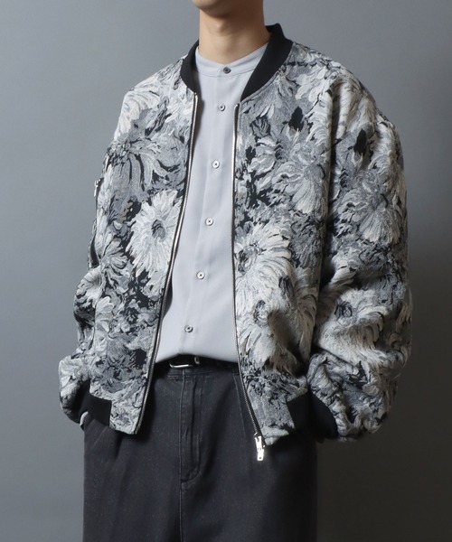 ANPAS(アンパス)の「Monotone Gobelin Weaving Flower Pattern MA-1/モノトーン ゴブラン織り フラワー 総柄 MA-1 ブルゾン メンズ レディース セットアップ対応商品(MA-1・メンズ・グレー/ブラック・L/M)」の17枚目の写真